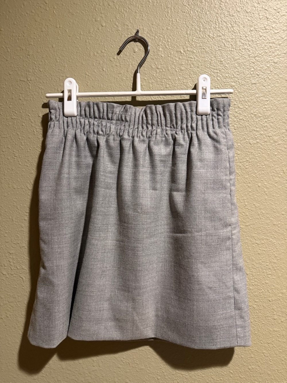 J Crew Light Gray Elastic Waist Mini Skirt